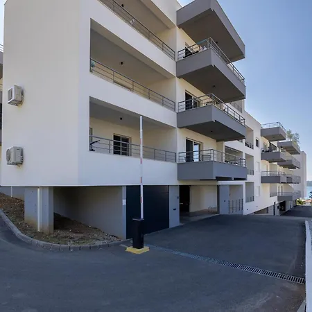 Appartement In Seget Donji With Outdoor Swimming Pool